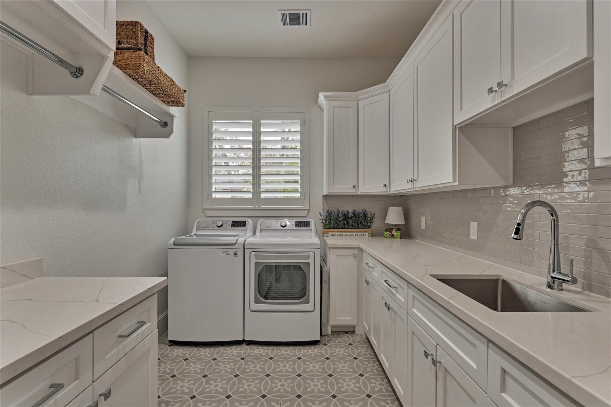 7709 Dog Wood Acres Drive