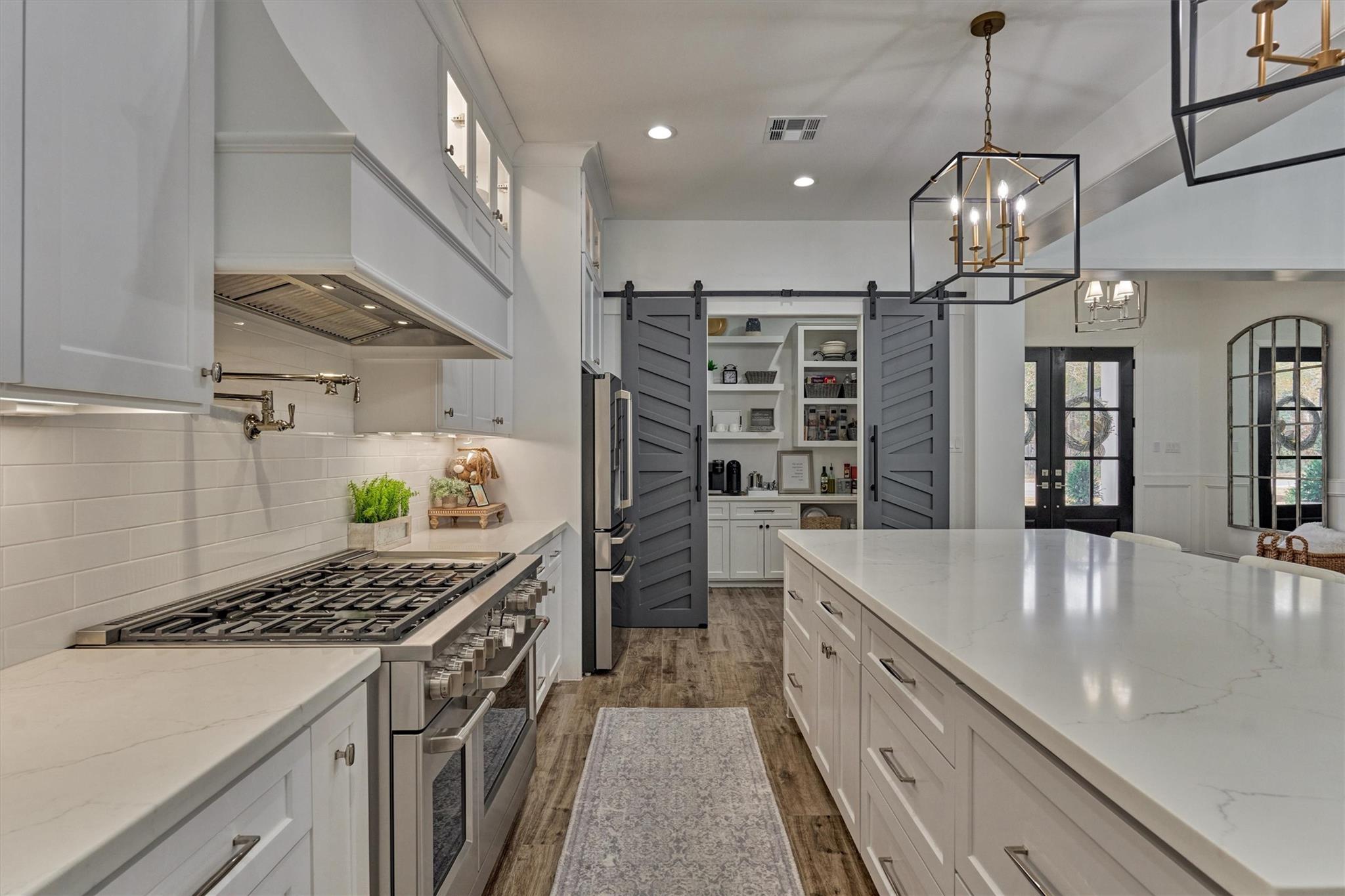 7709 Dog Wood Acres Drive