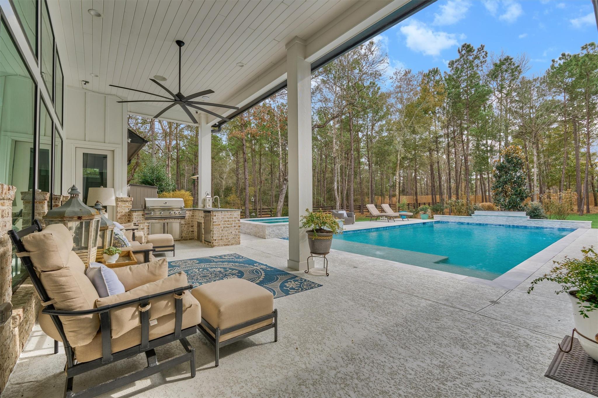 7709 Dog Wood Acres Drive