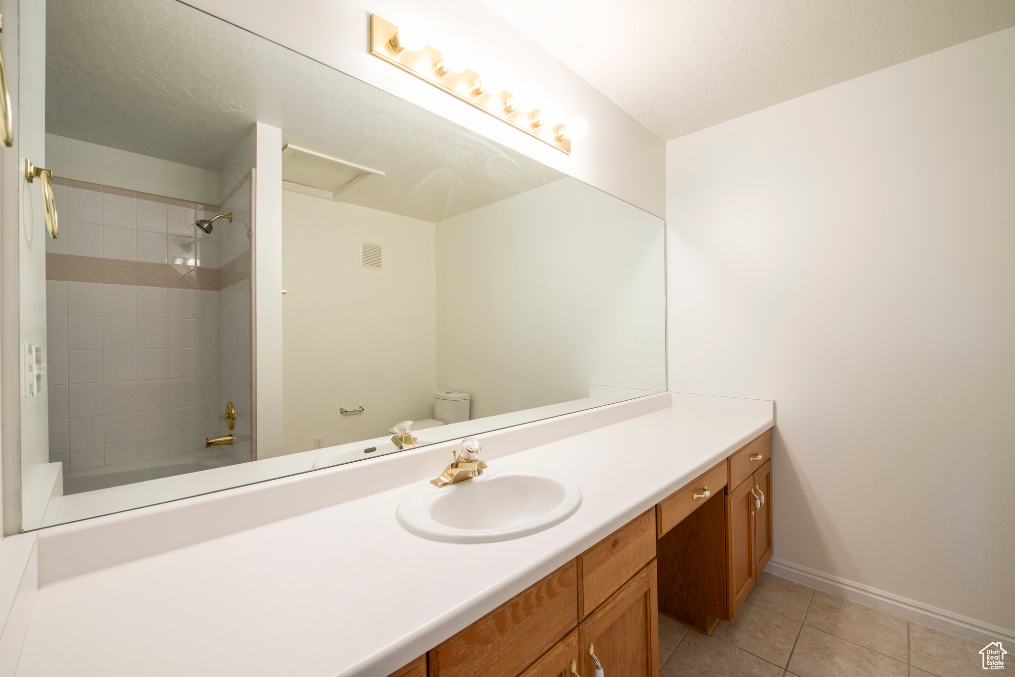 663 W JEFFERSON CV #11