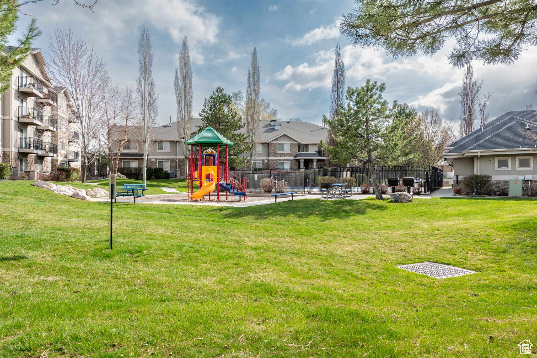 1195 E PRIVET DR #101