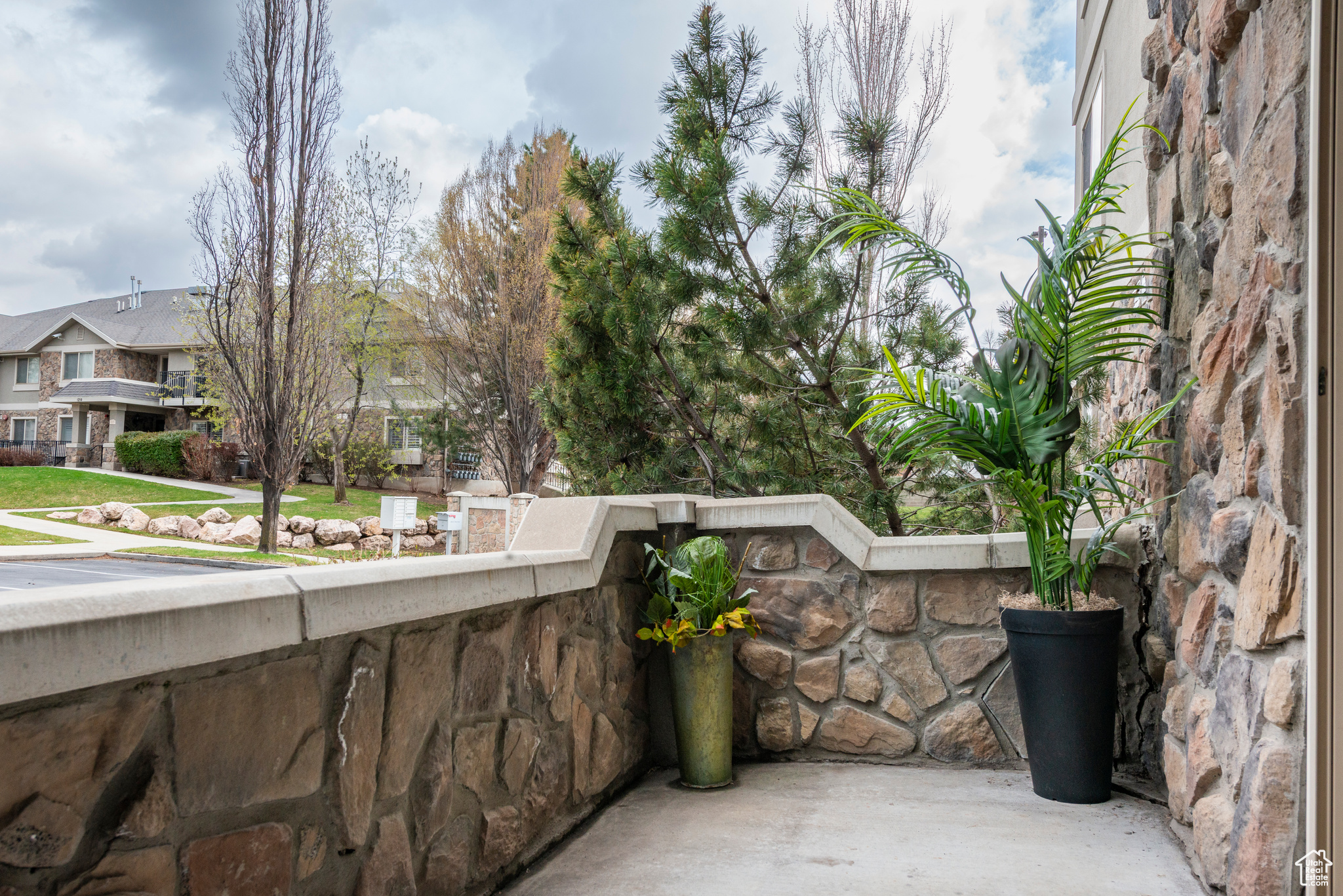 1195 E PRIVET DR #101