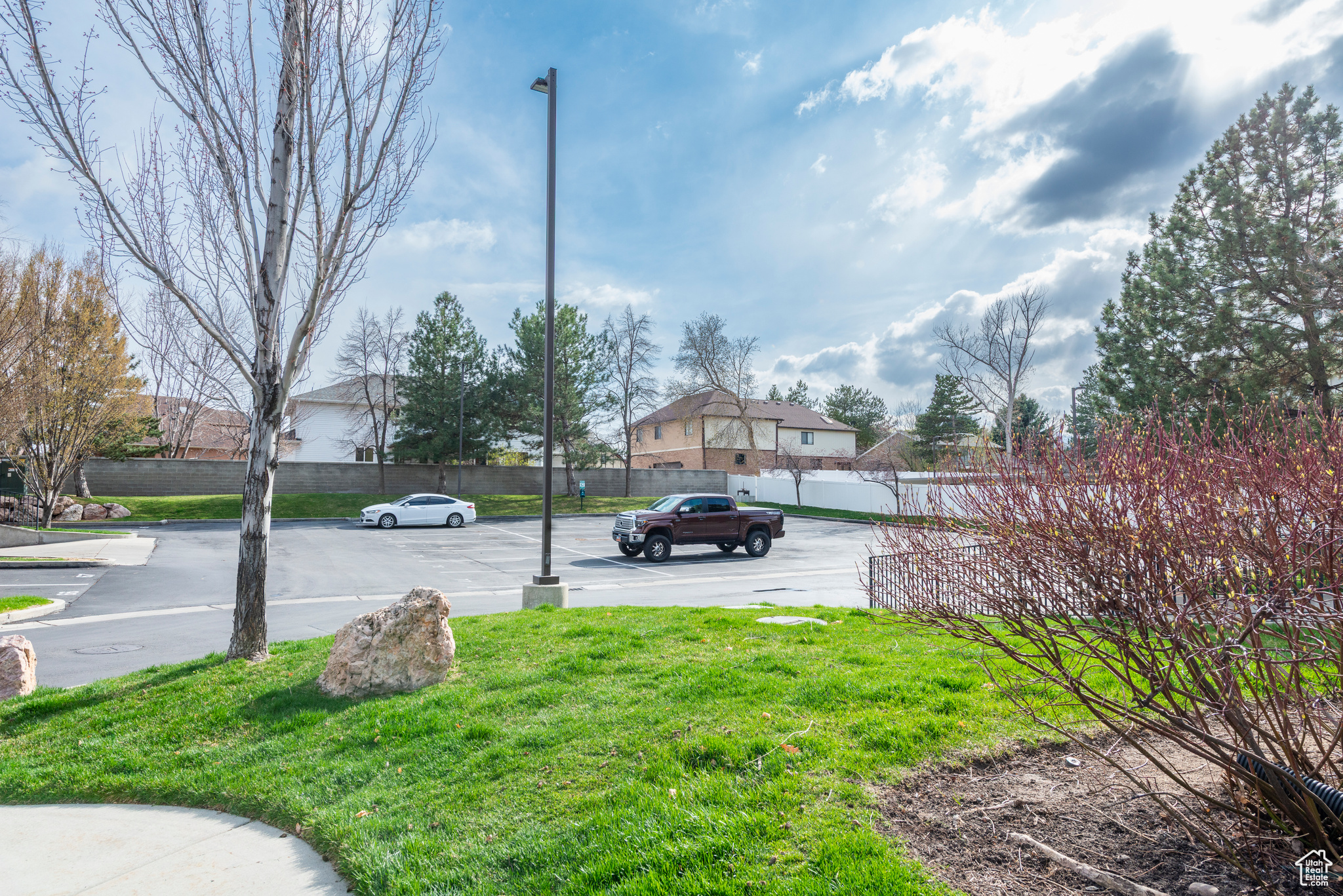 1195 E PRIVET DR #101