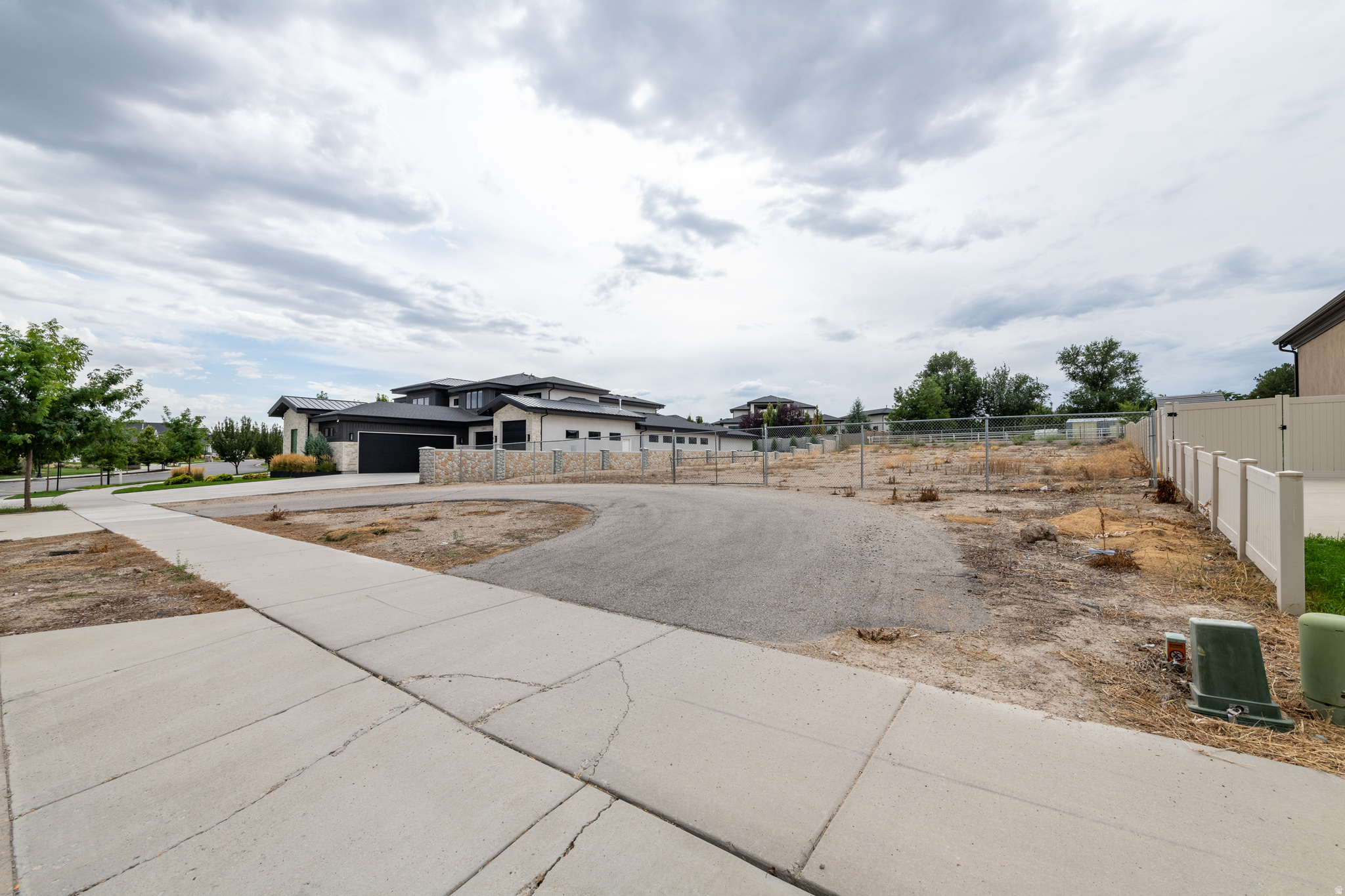 10788 S LEES DREAM DR Unit: 214