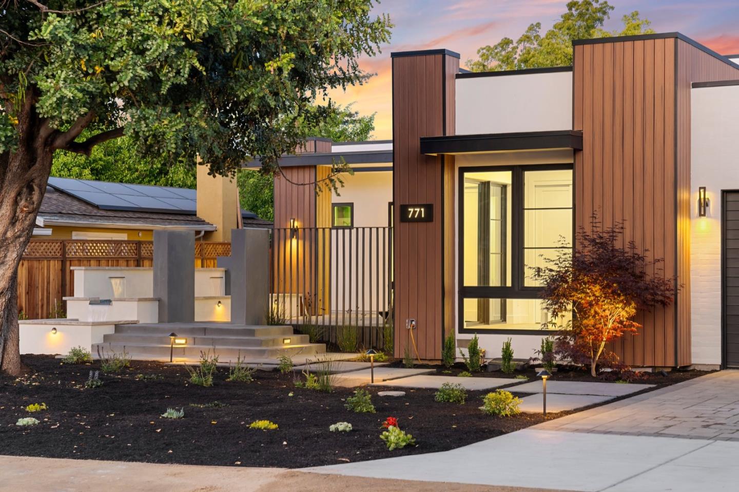 771 Jordan AVE