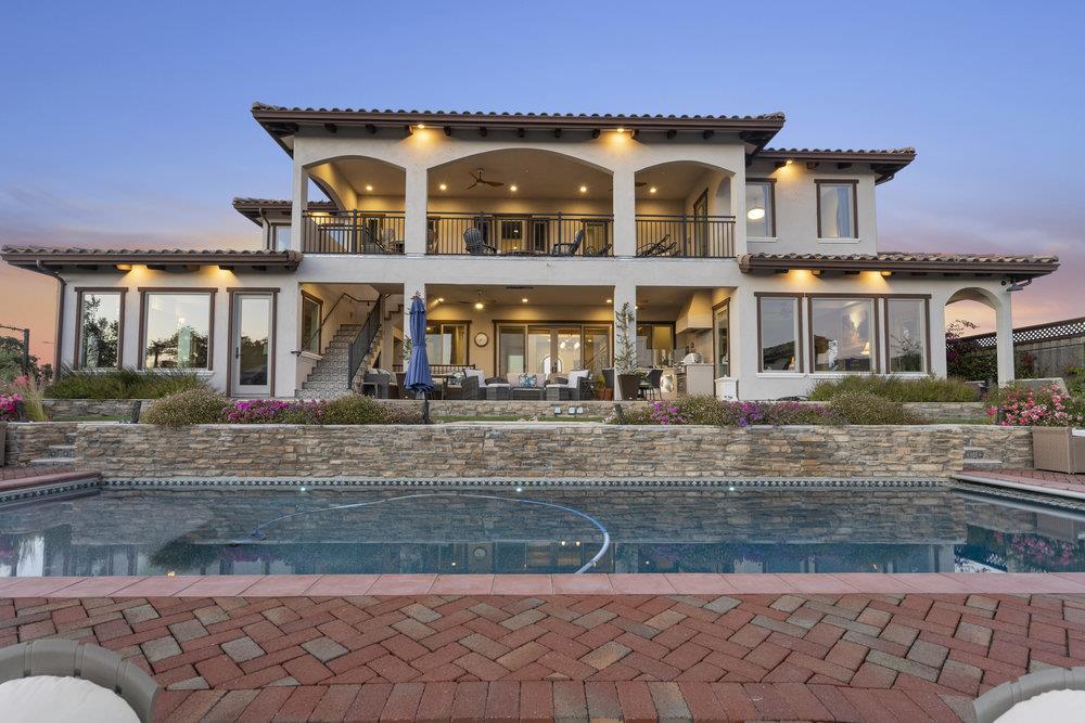 2241 Columbine CT