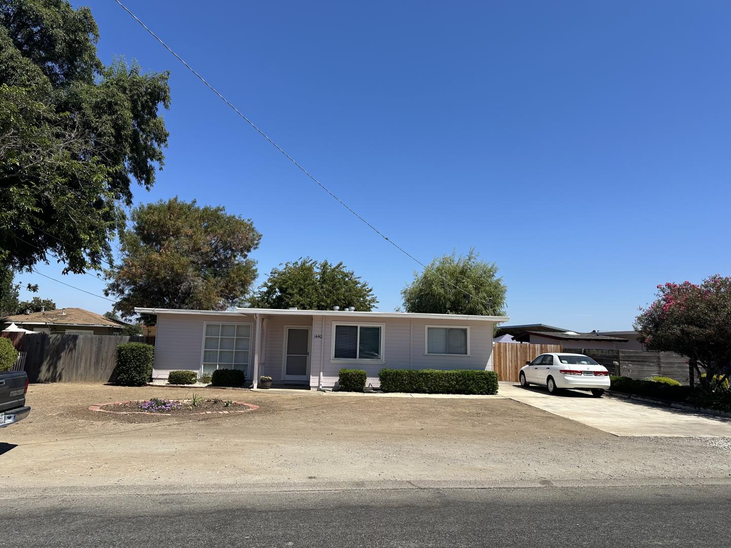 1440 Norman DR