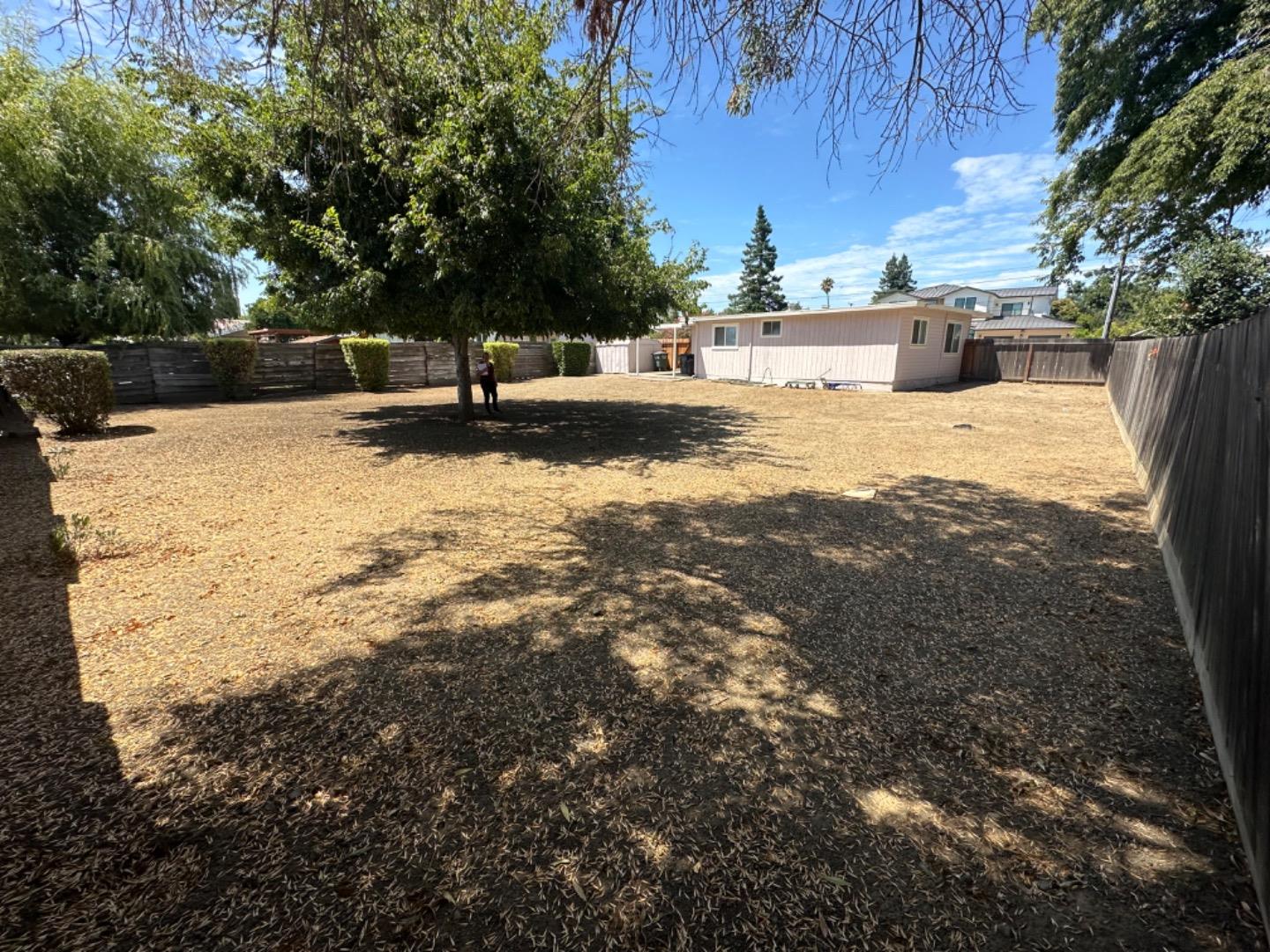 1440 Norman DR