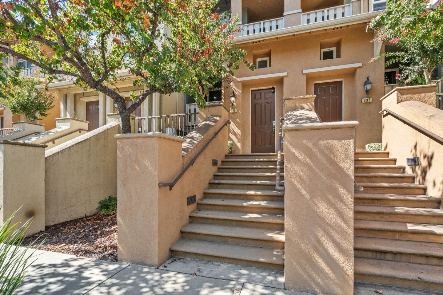 629 Boardwalk WAY
