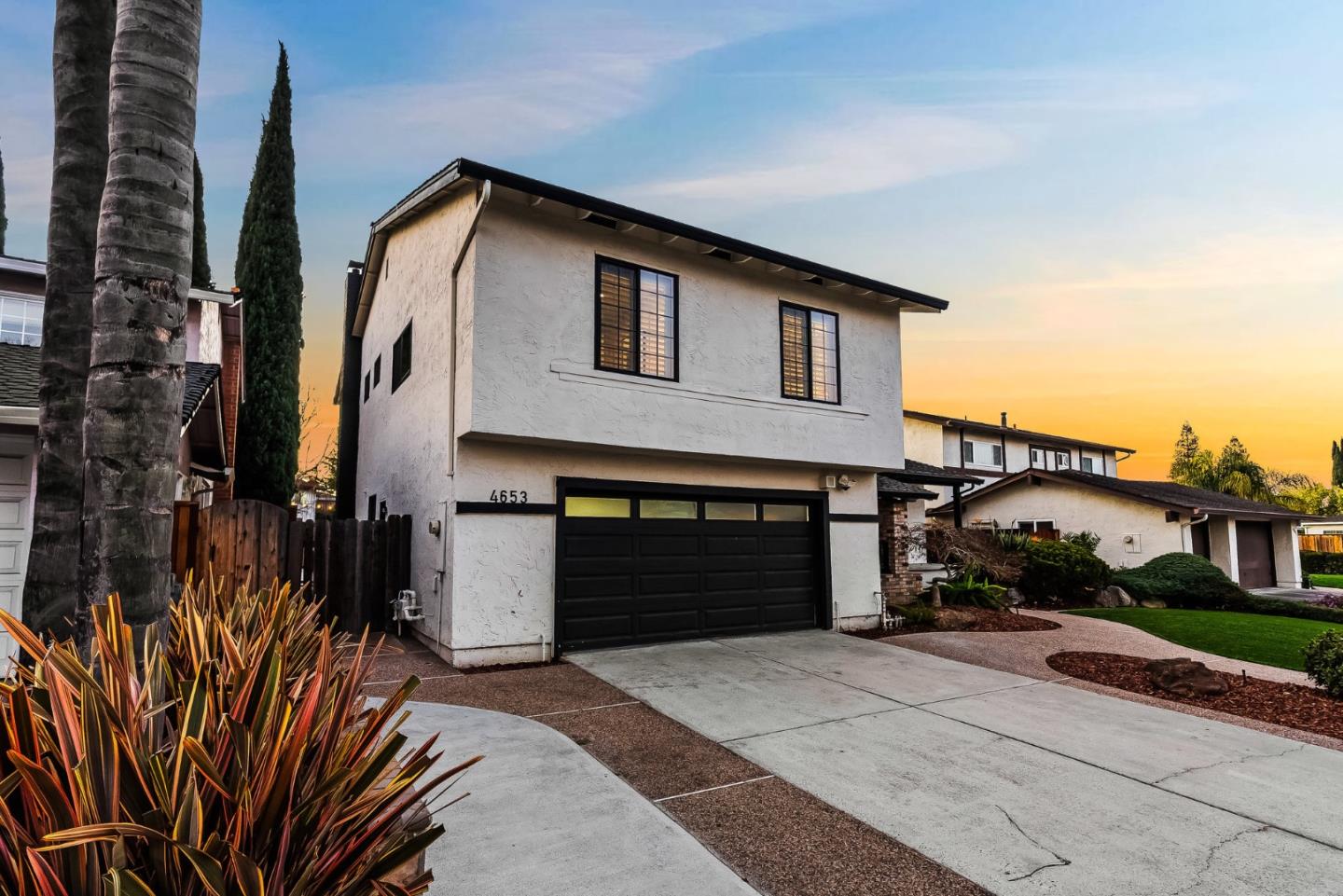 4653 Park Arcadia DR