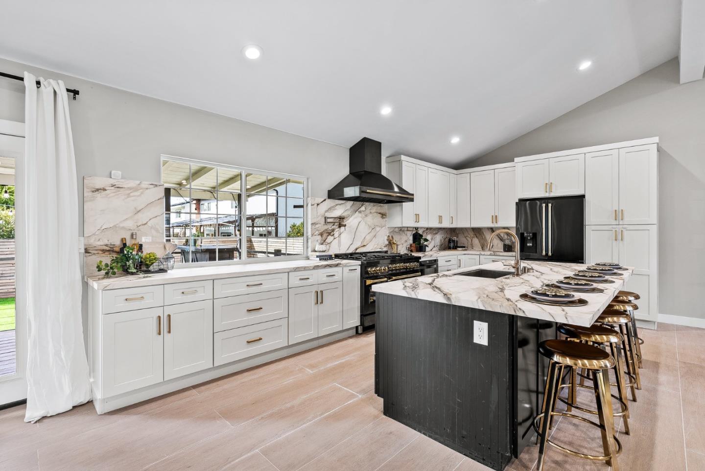4653 Park Arcadia DR