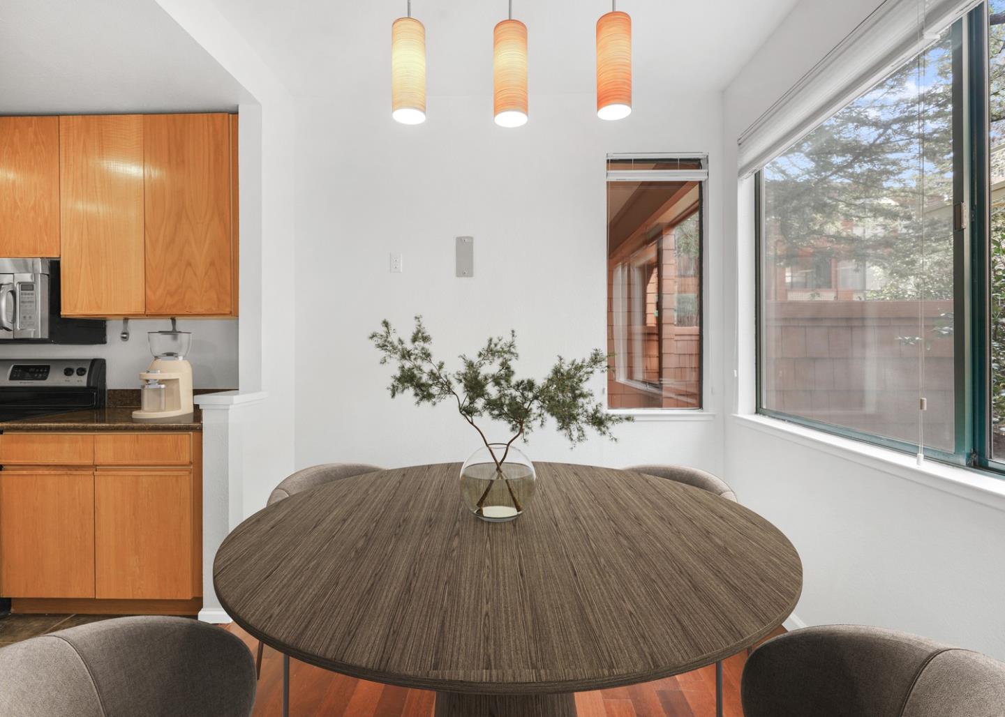 4250 El Camino Real B118