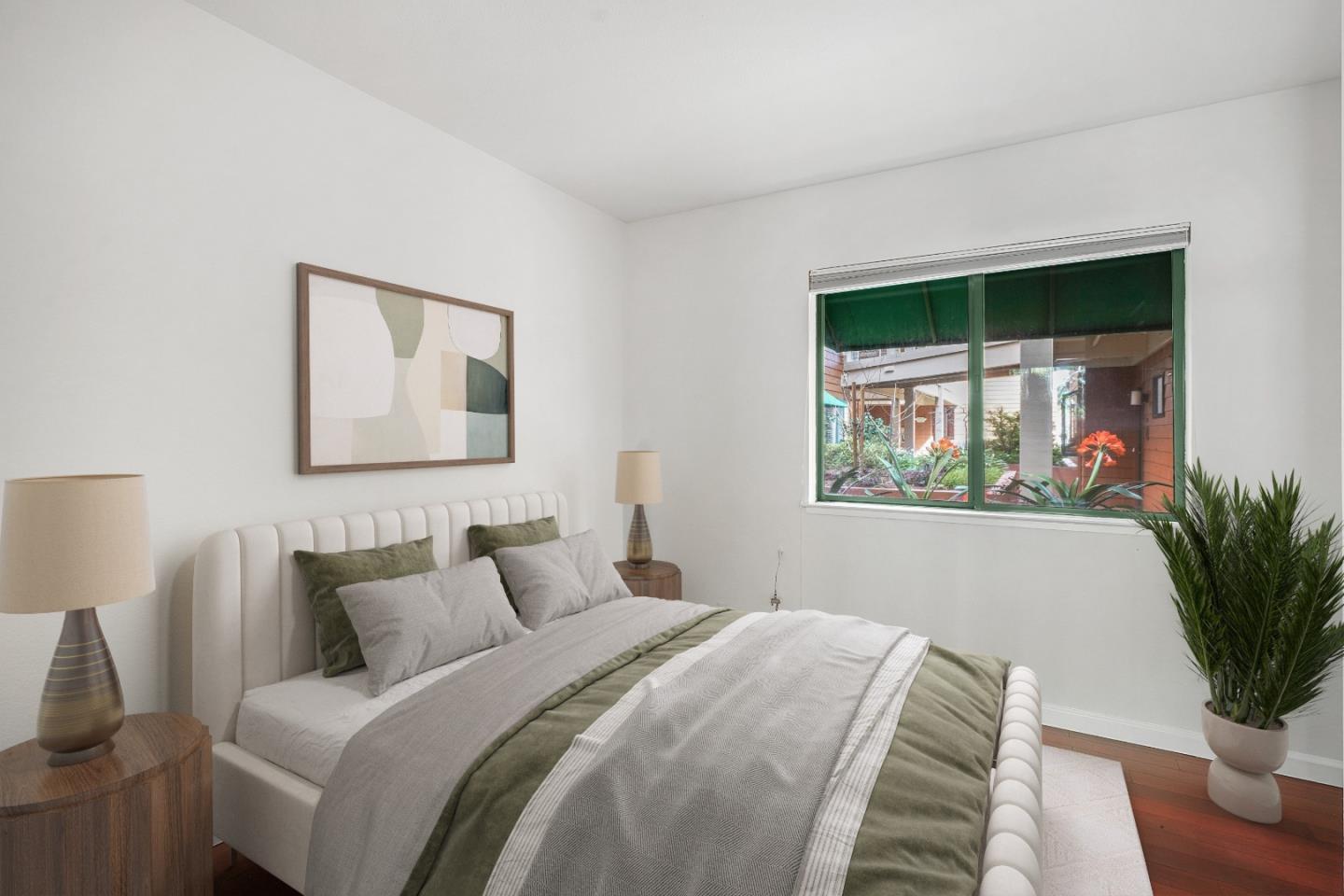 4250 El Camino Real B118