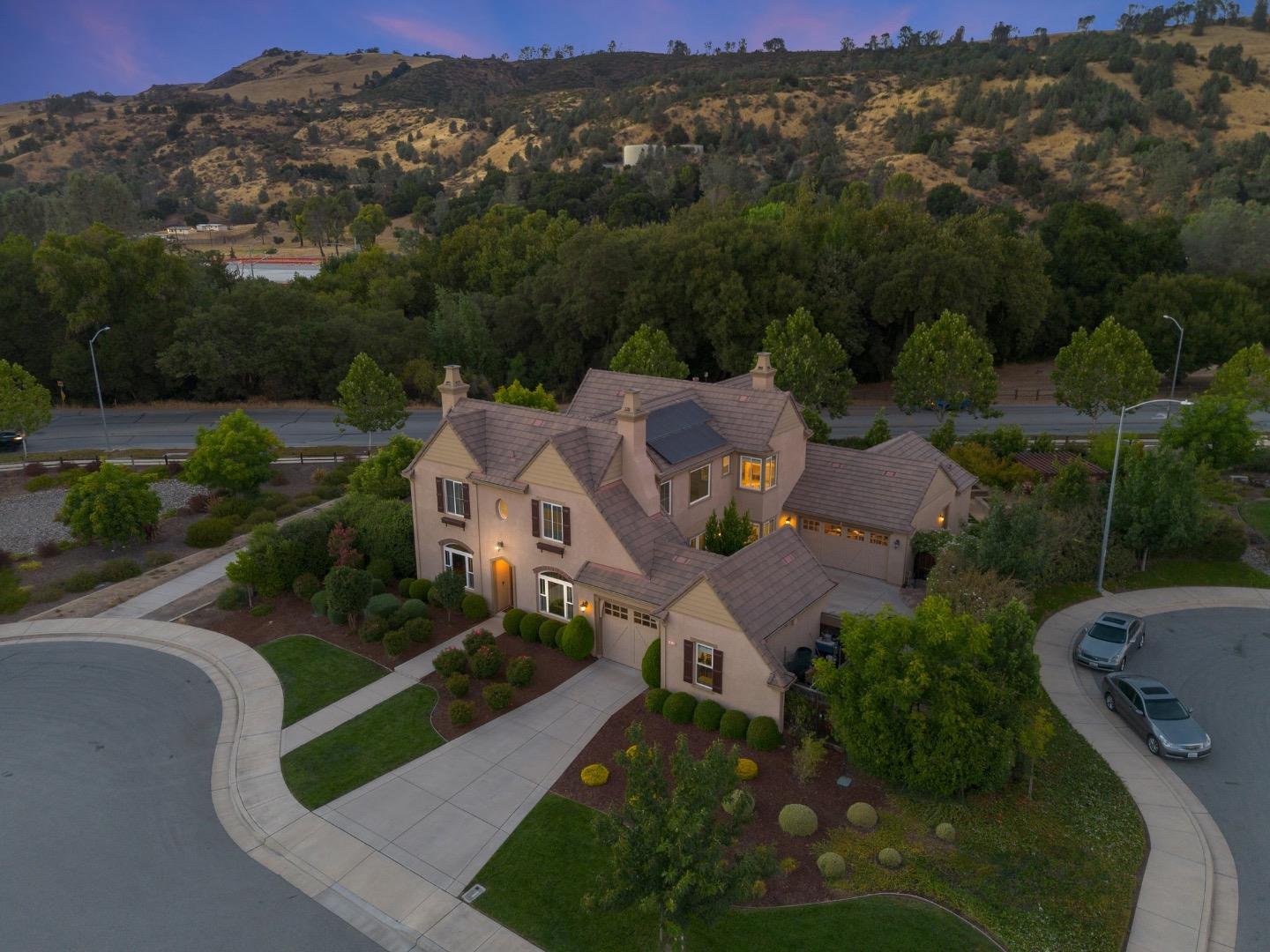 18720 Buena Ventura Court