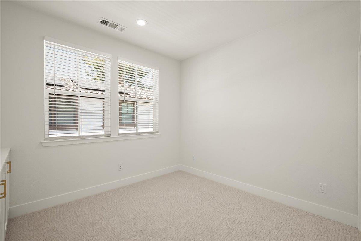 224 Carroll ST 8