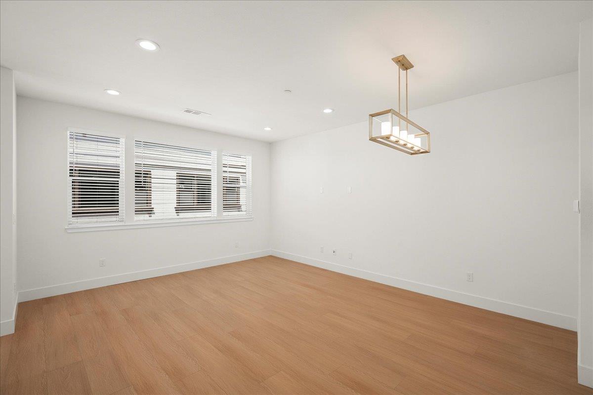 224 Carroll ST 8