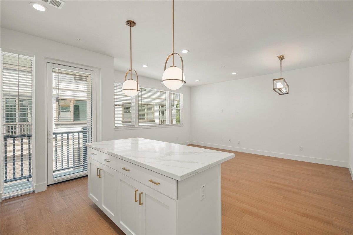 224 Carroll ST 8