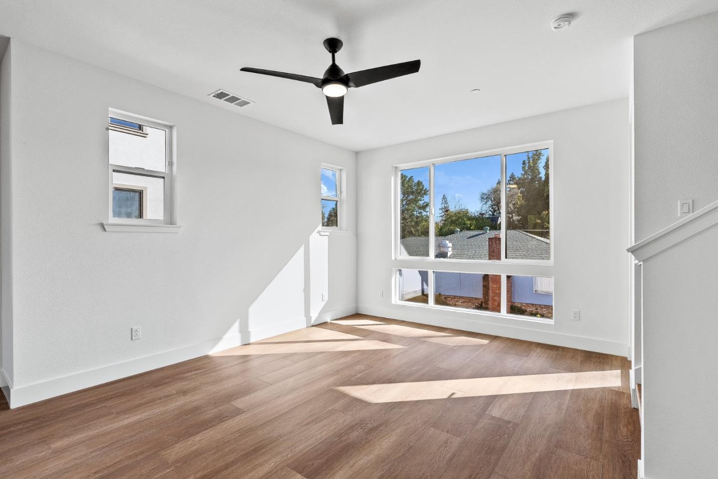 939 Woodside Road