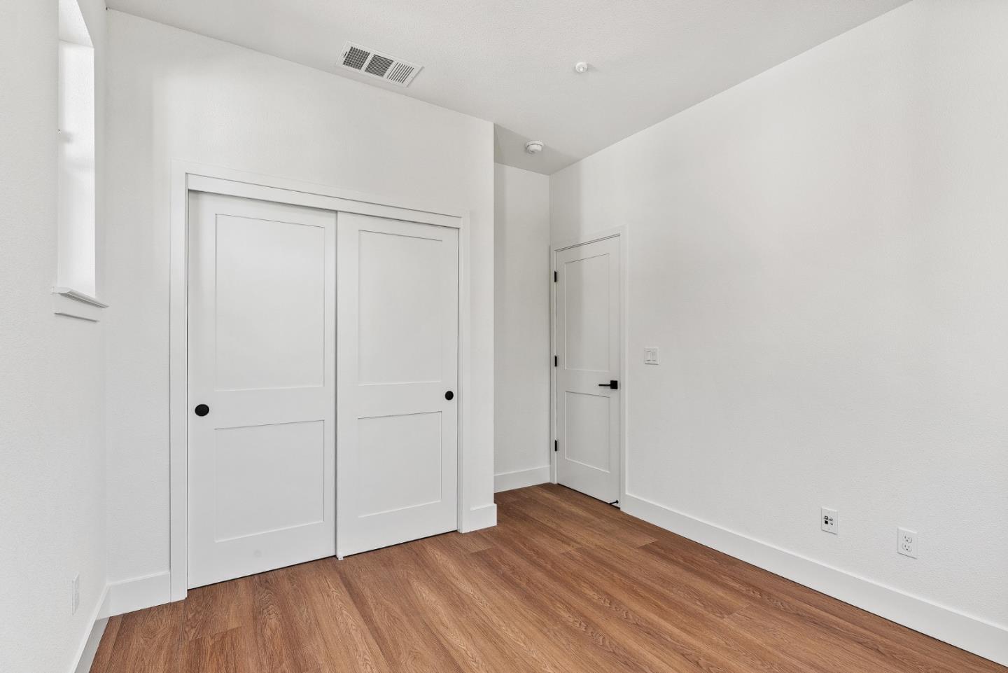 939 Woodside Road