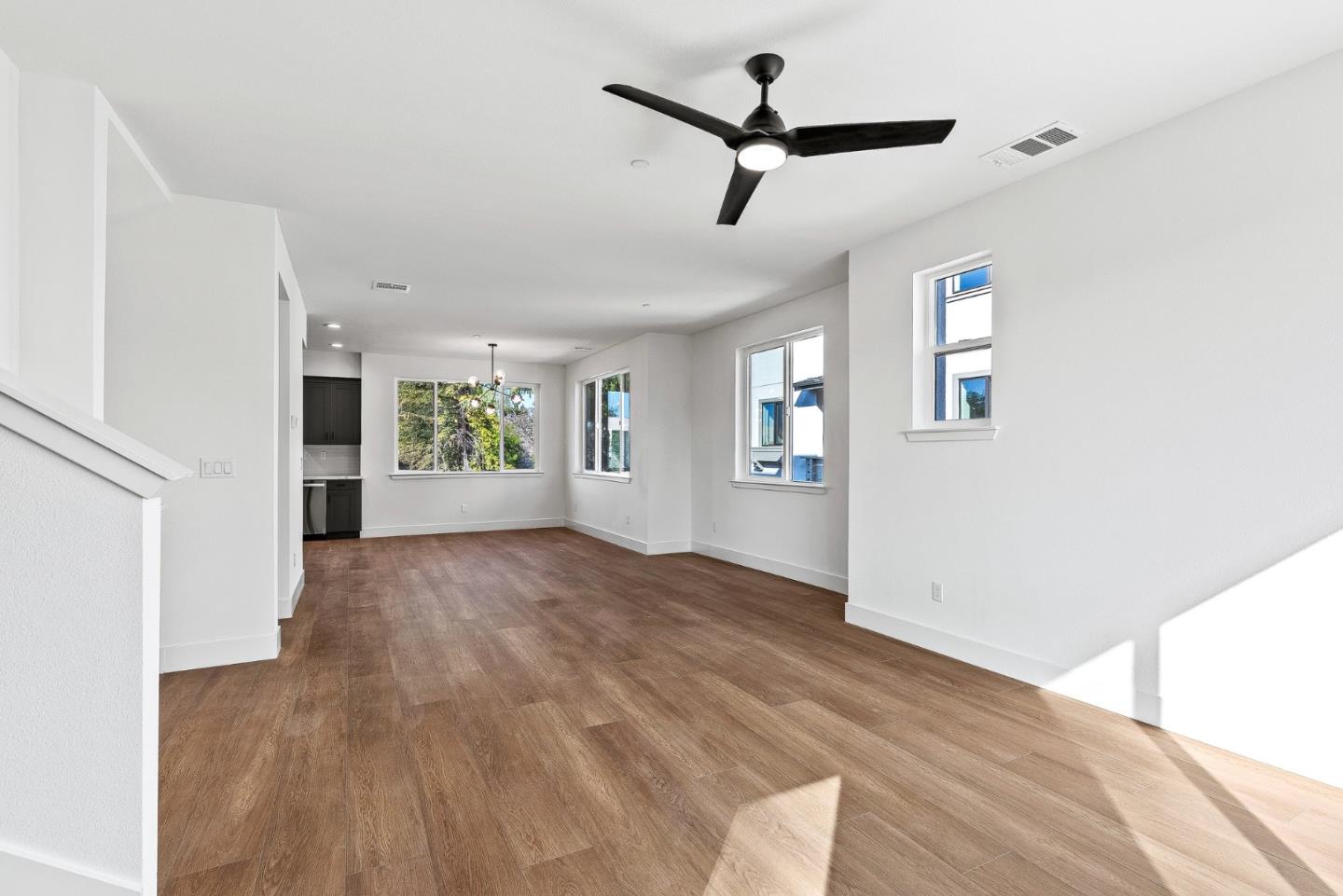 939 Woodside Road