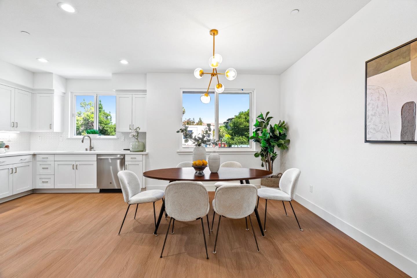 931 Woodside Road