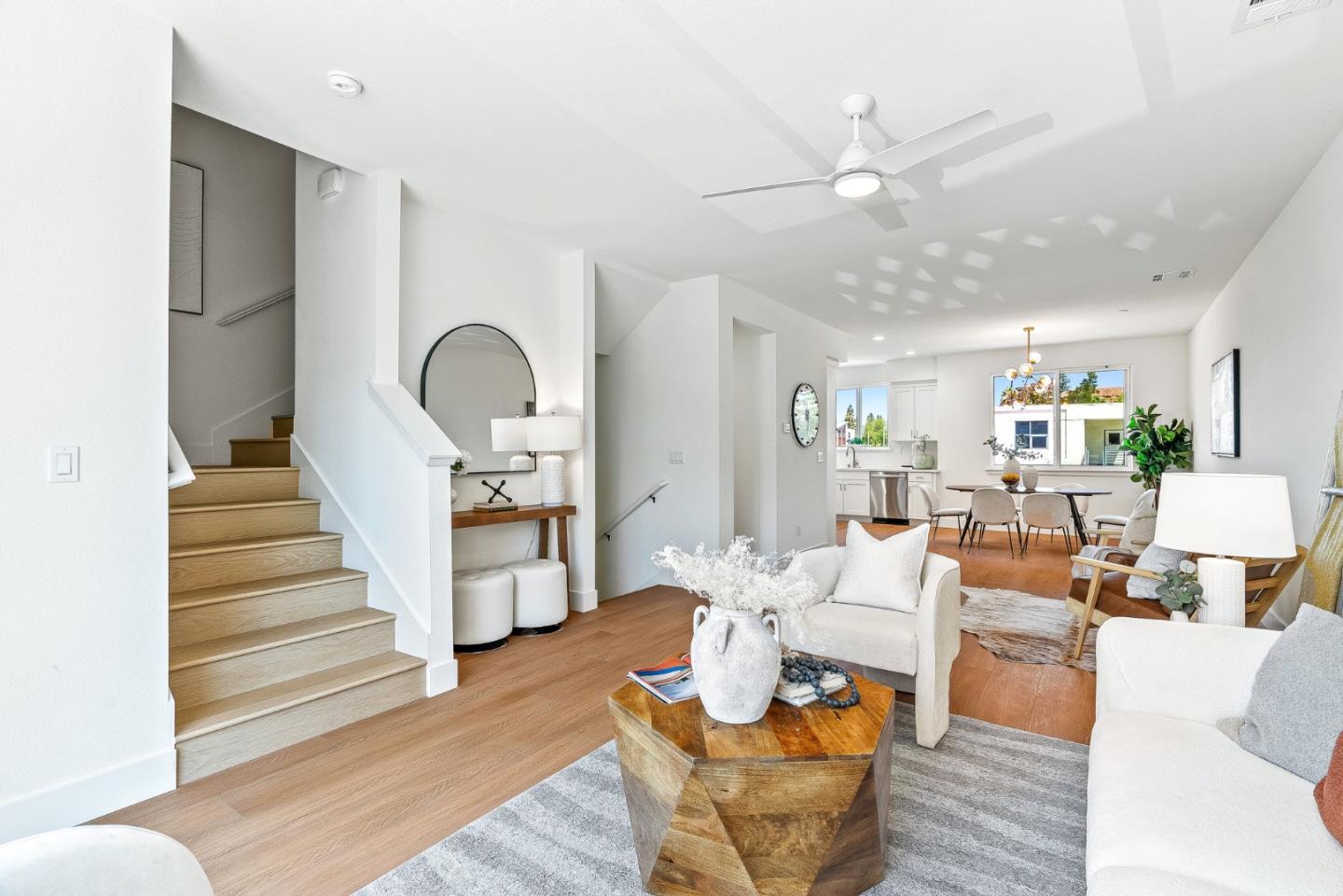 931 Woodside Road