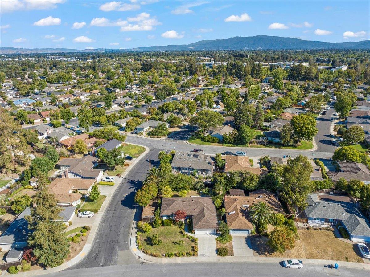 495 Giannini Drive