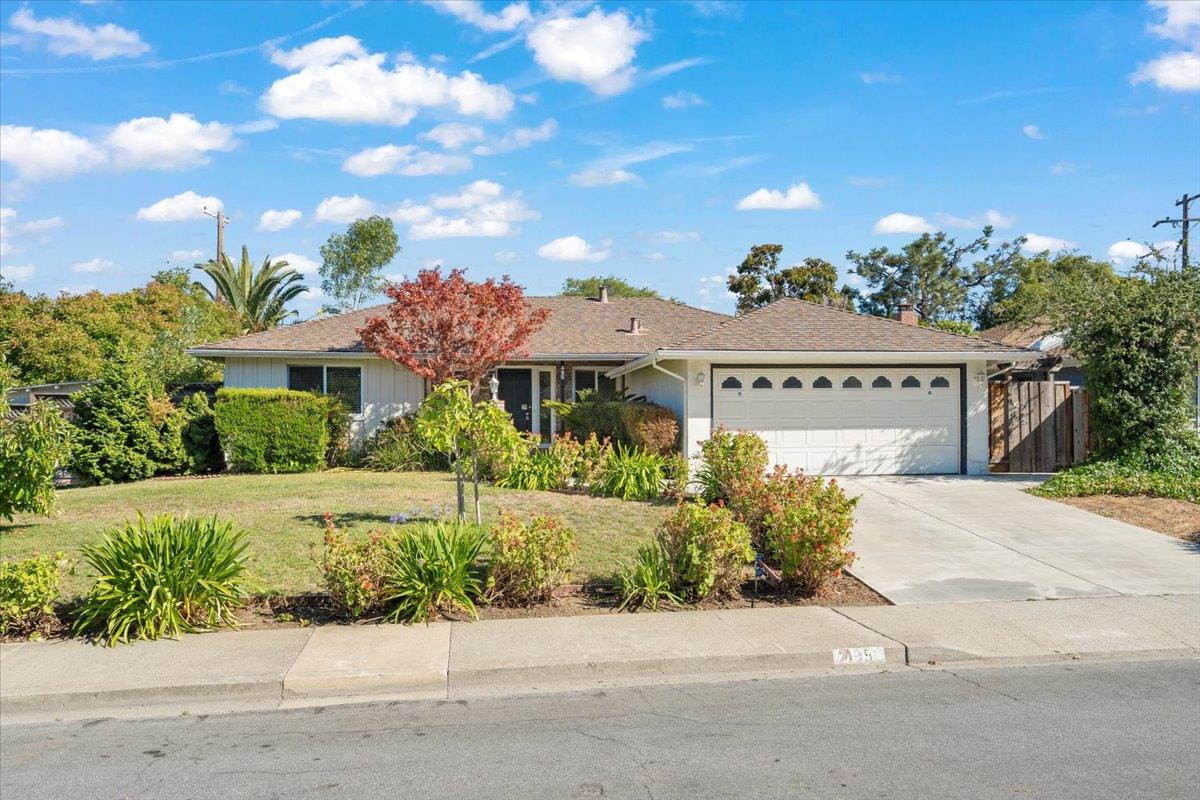 495 Giannini Drive