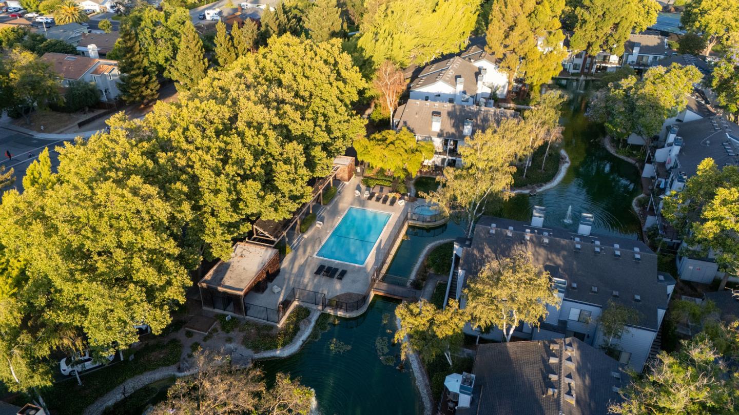 905 West Middlefield Road 974