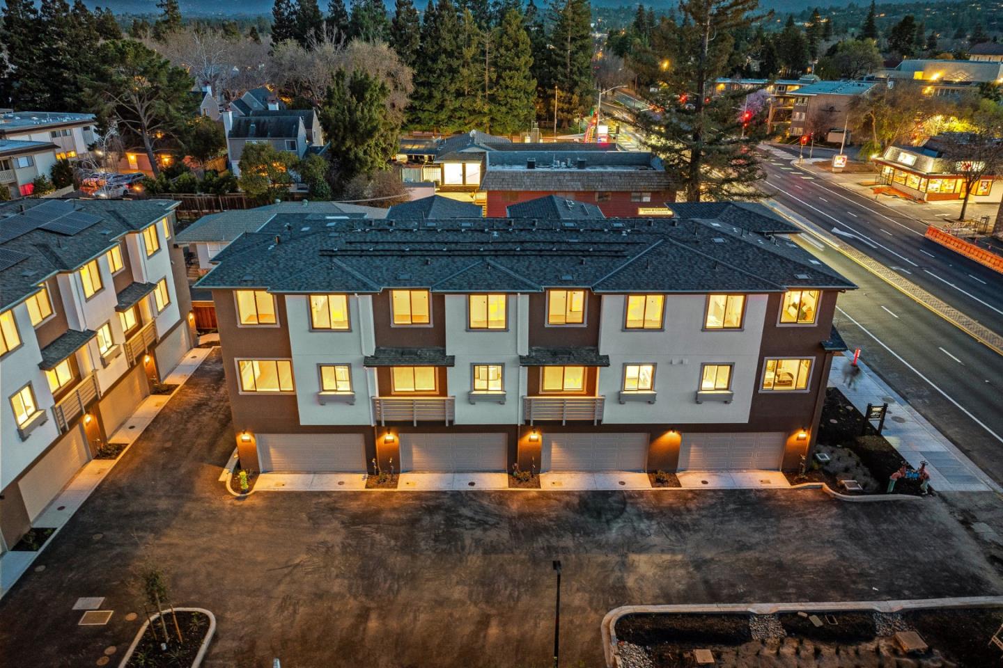 955 Woodside Road