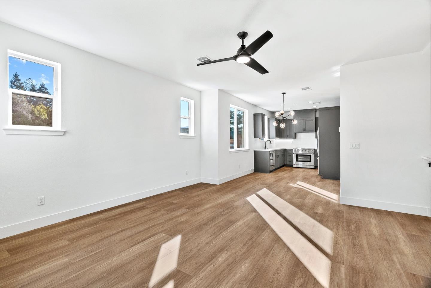 955 Woodside Road