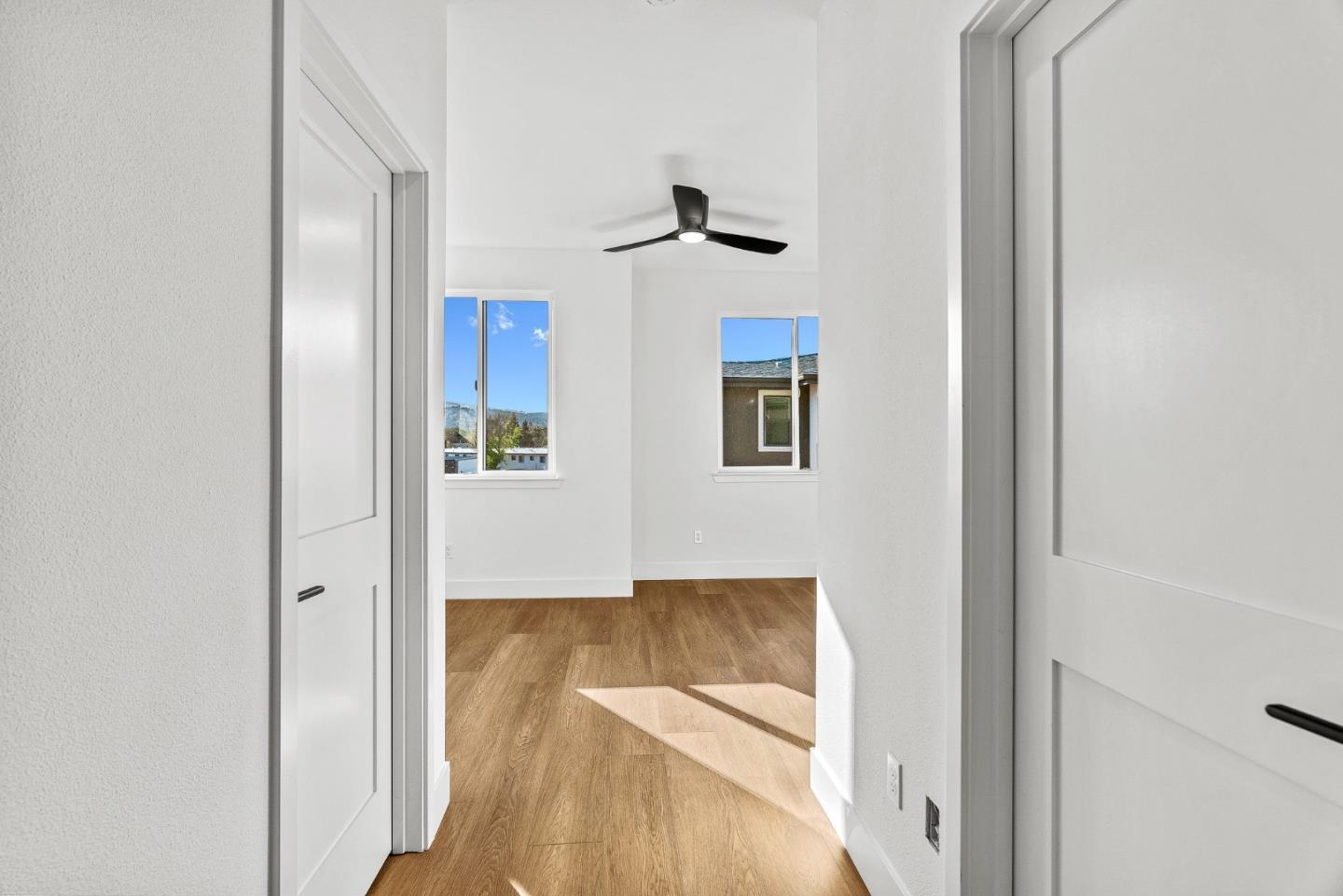 955 Woodside Road
