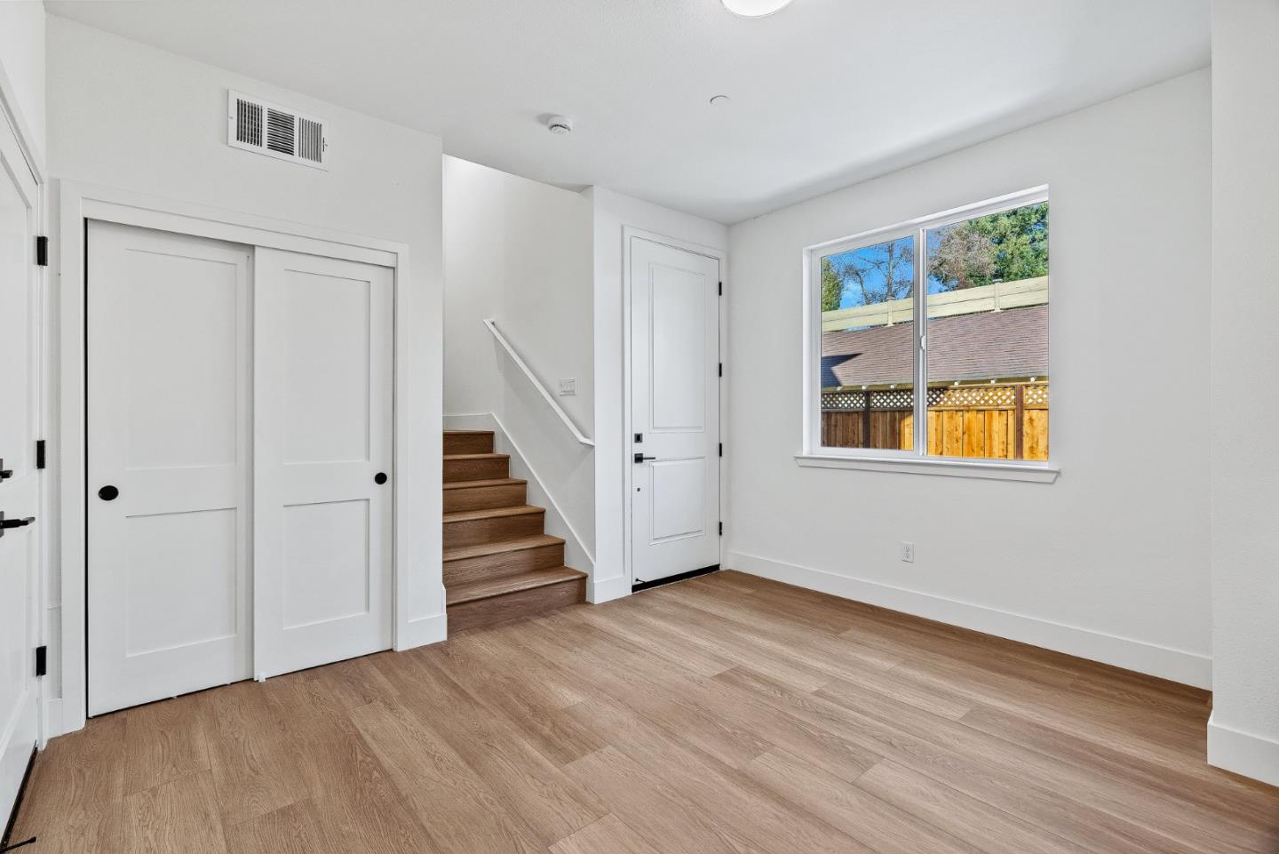 955 Woodside Road