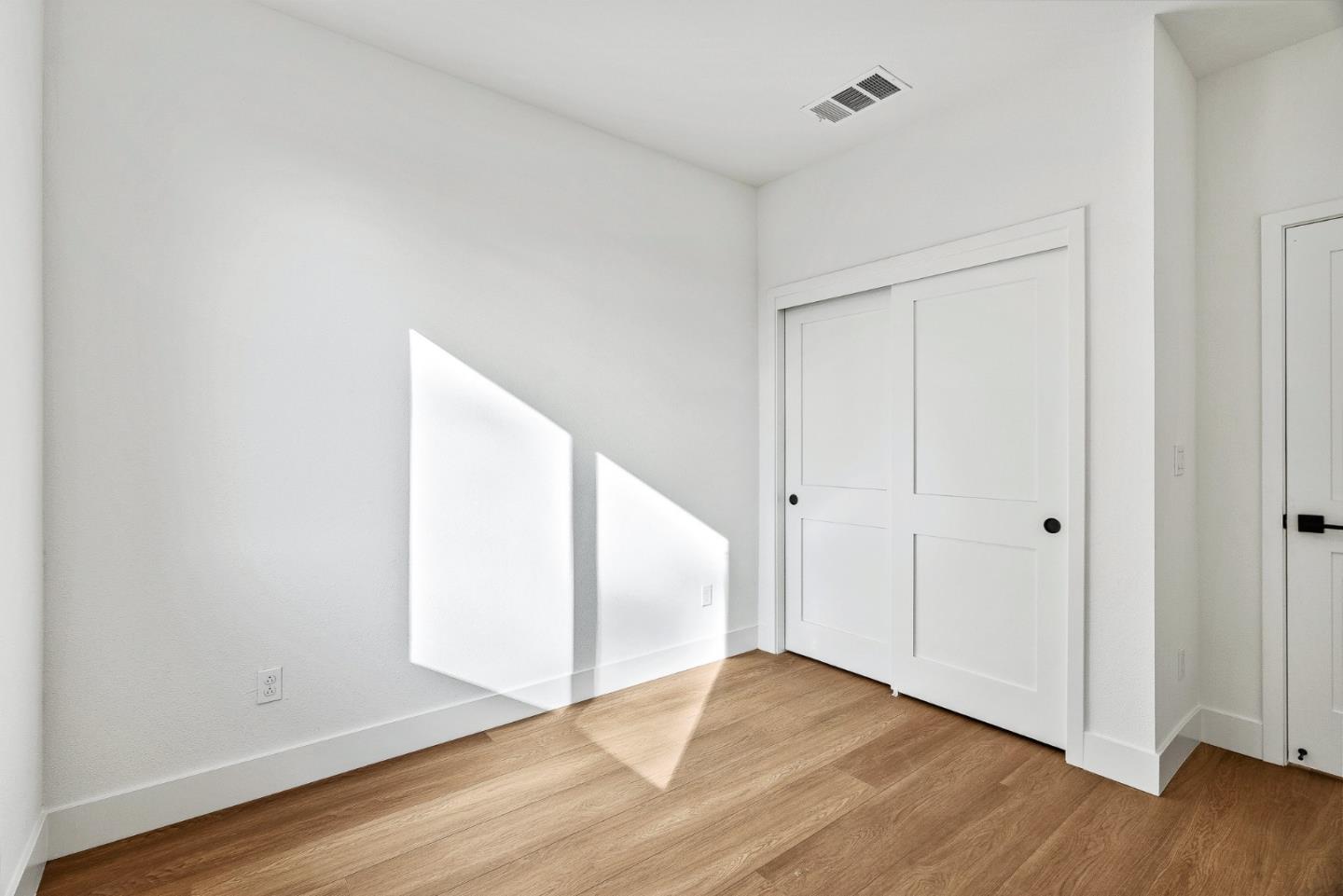 955 Woodside Road
