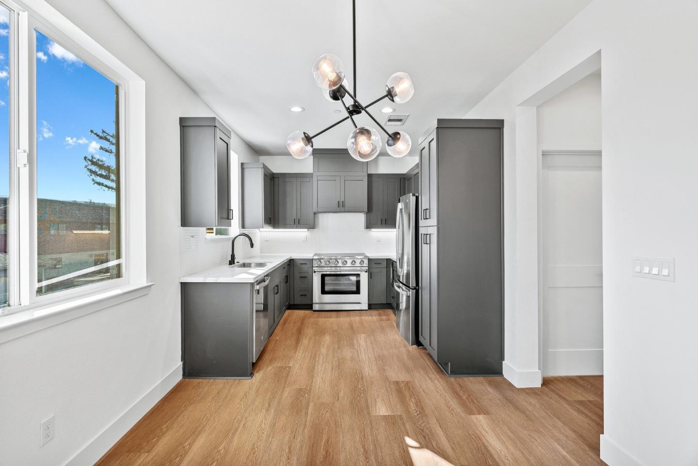 955 Woodside Road