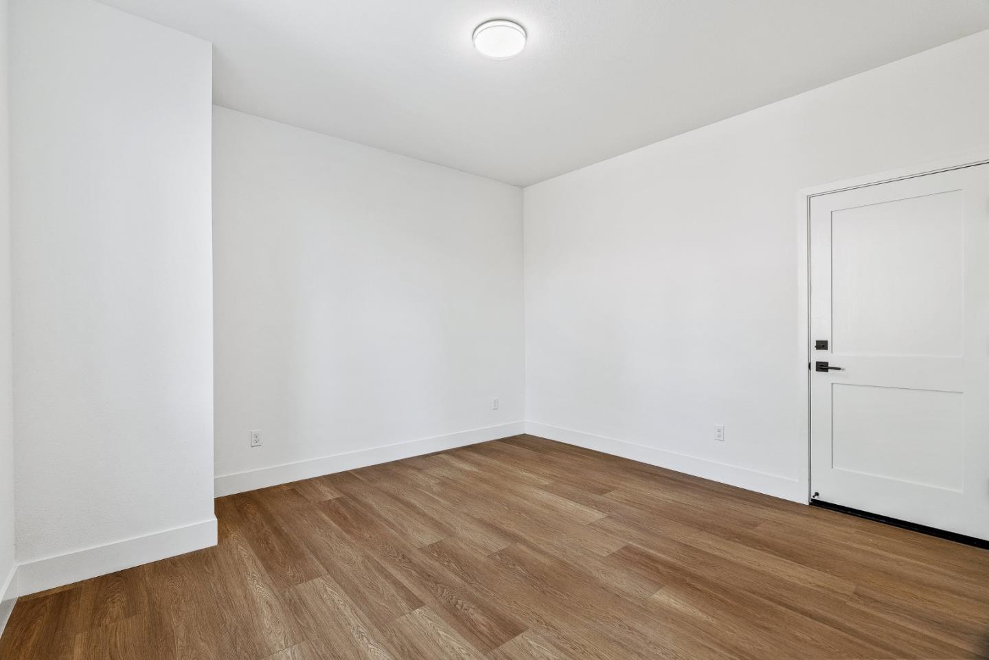955 Woodside Road