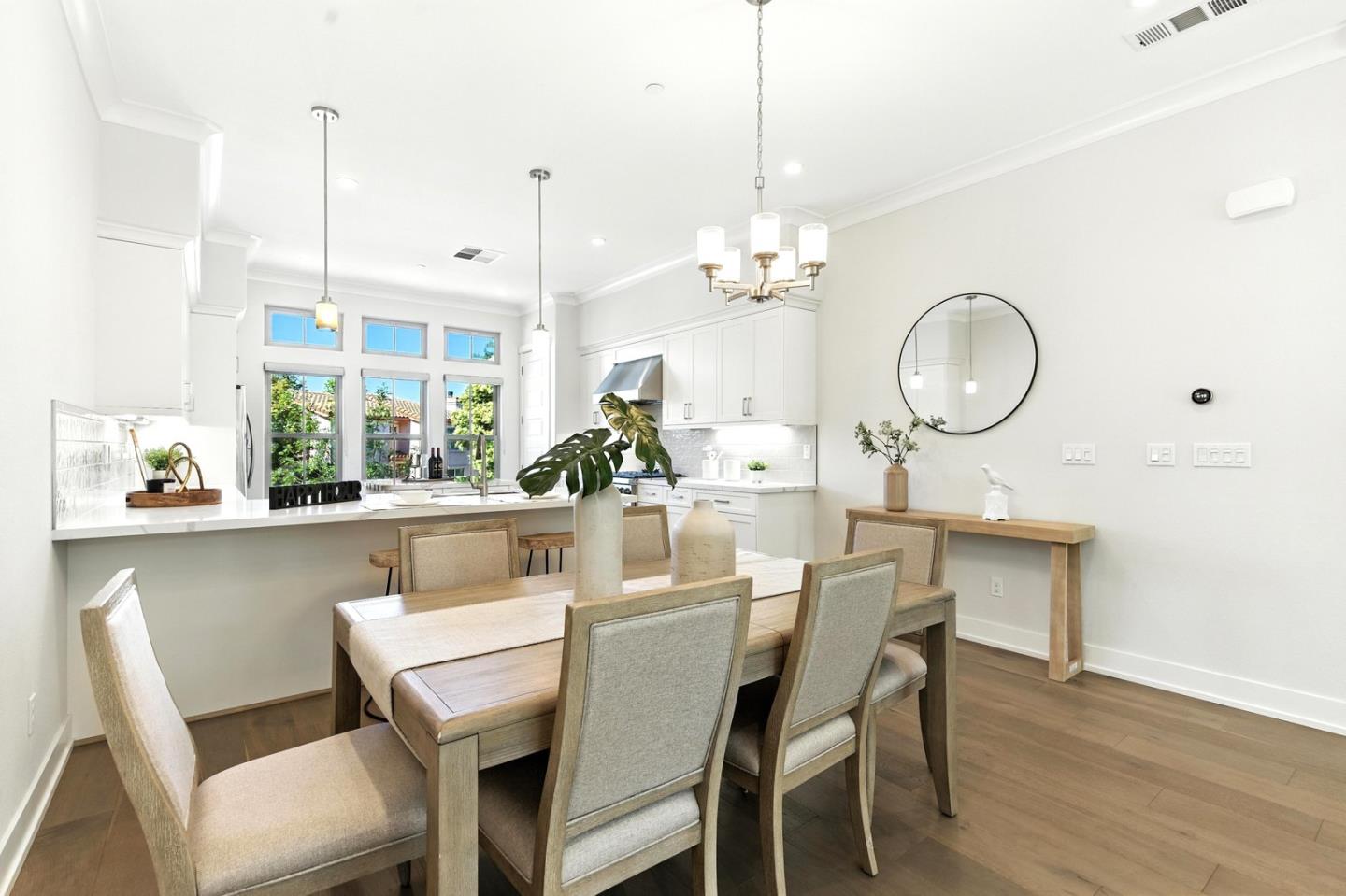 2014 West Middlefield Road