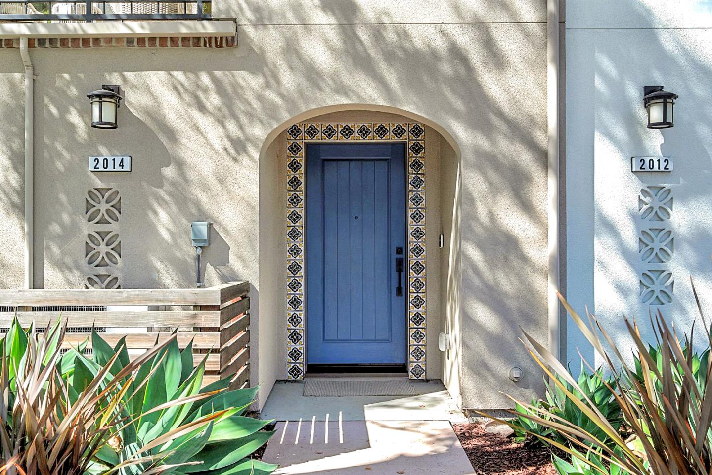 2014 West Middlefield Road