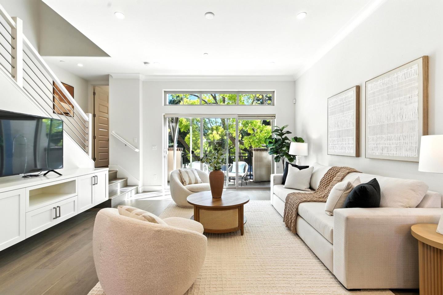 2014 West Middlefield Road