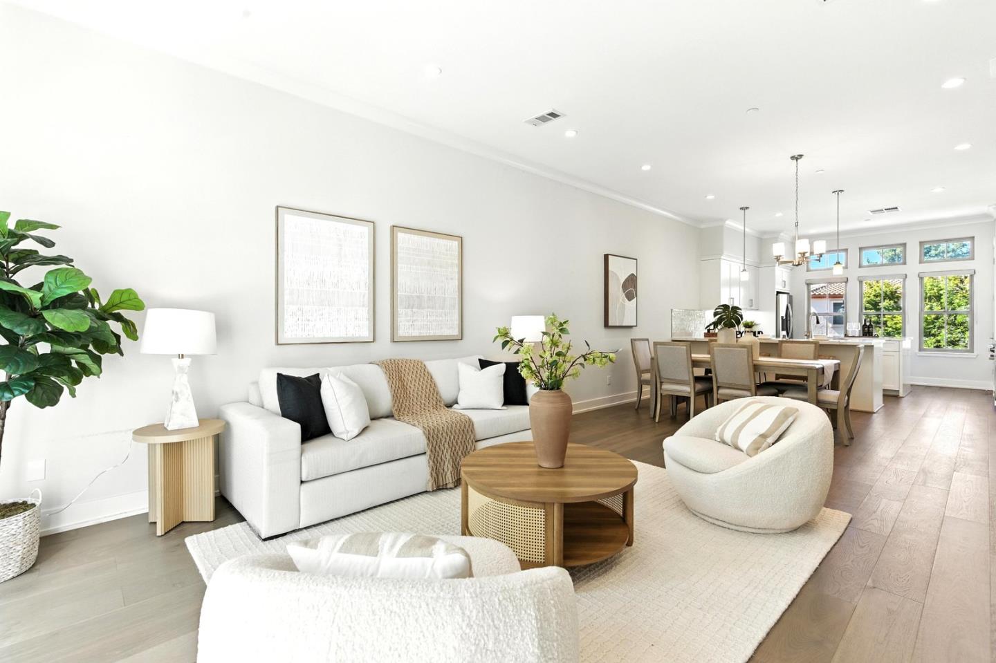 2014 West Middlefield Road