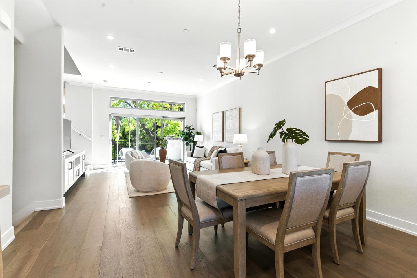2014 West Middlefield Road