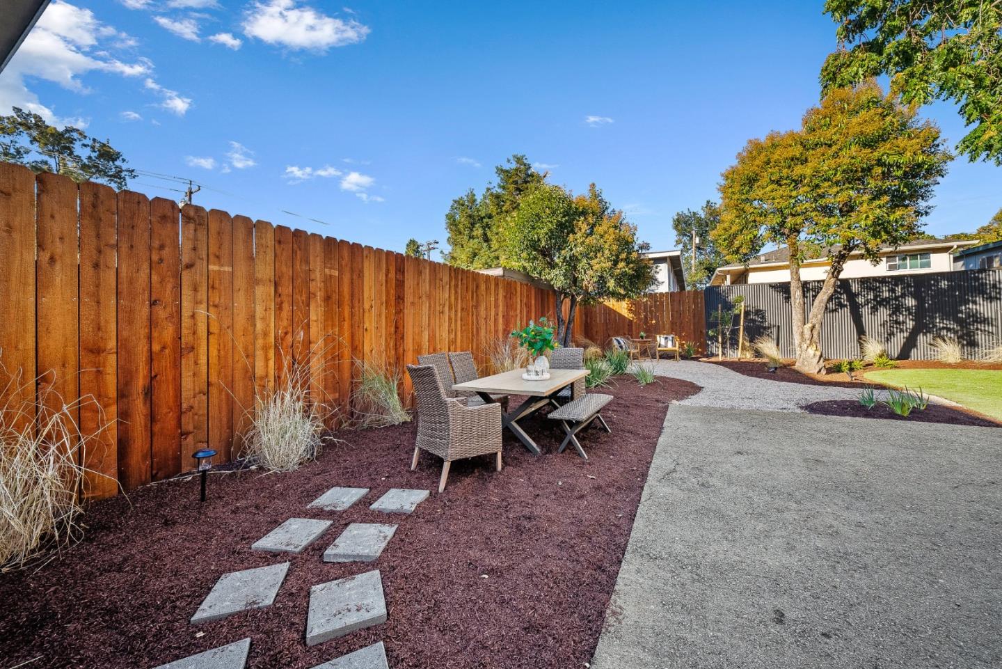 416 South 6th Street