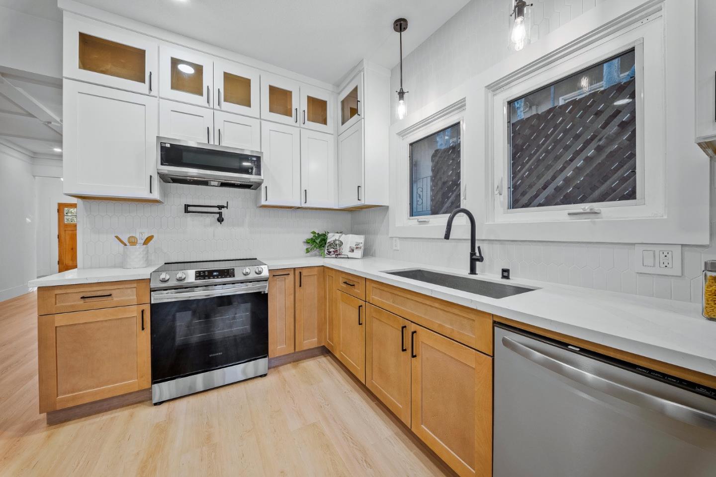 416 South 6th Street