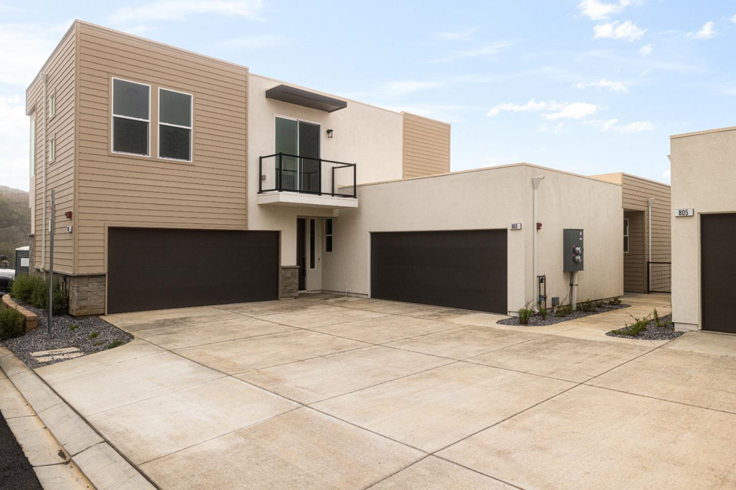 803 Fassler Avenue 2