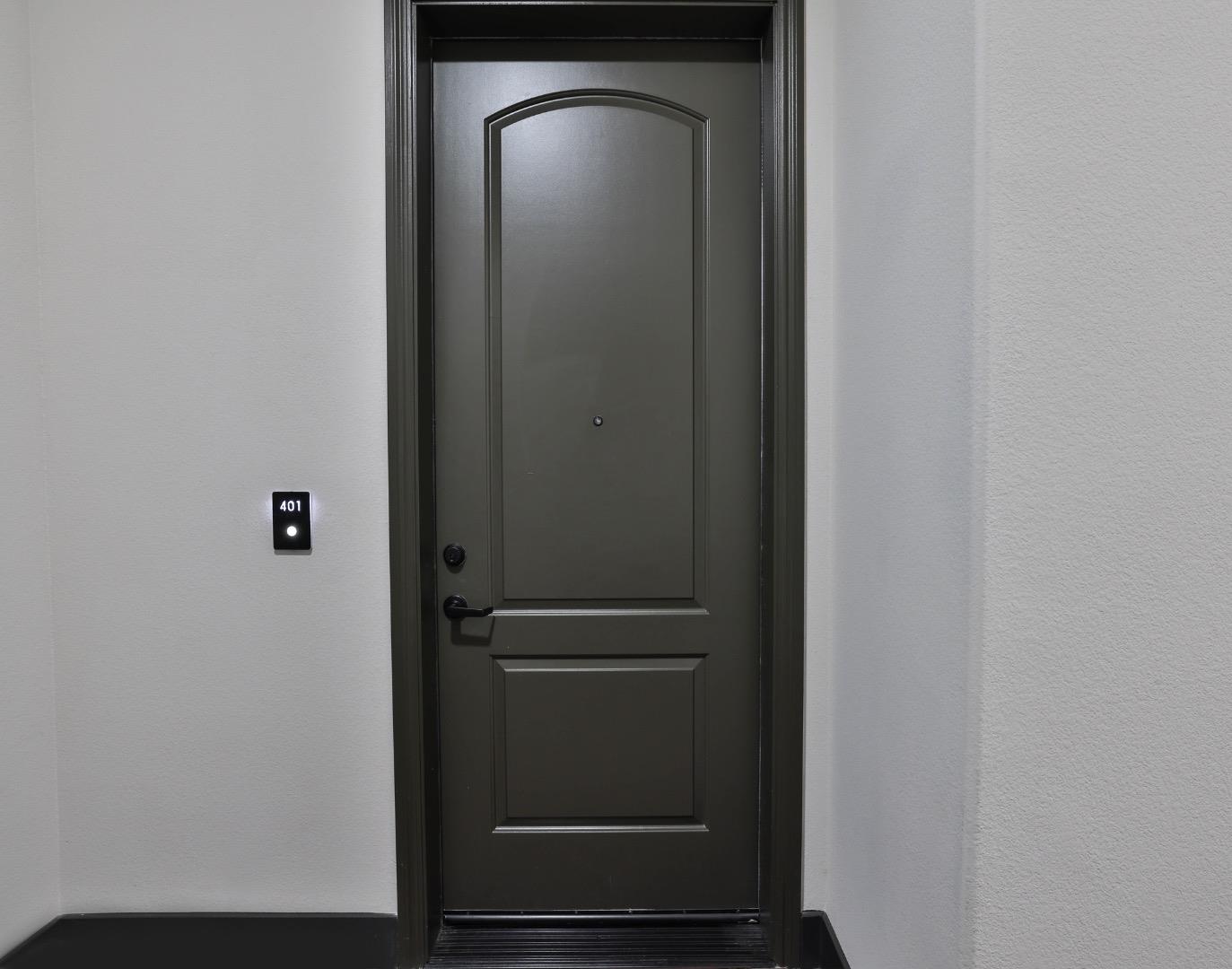 3207 Mallard Court 401