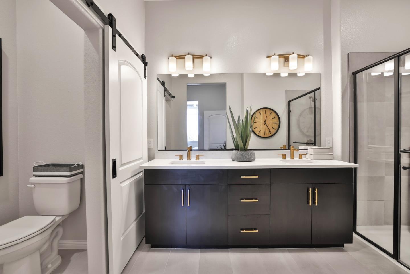 3207 Mallard Court 401