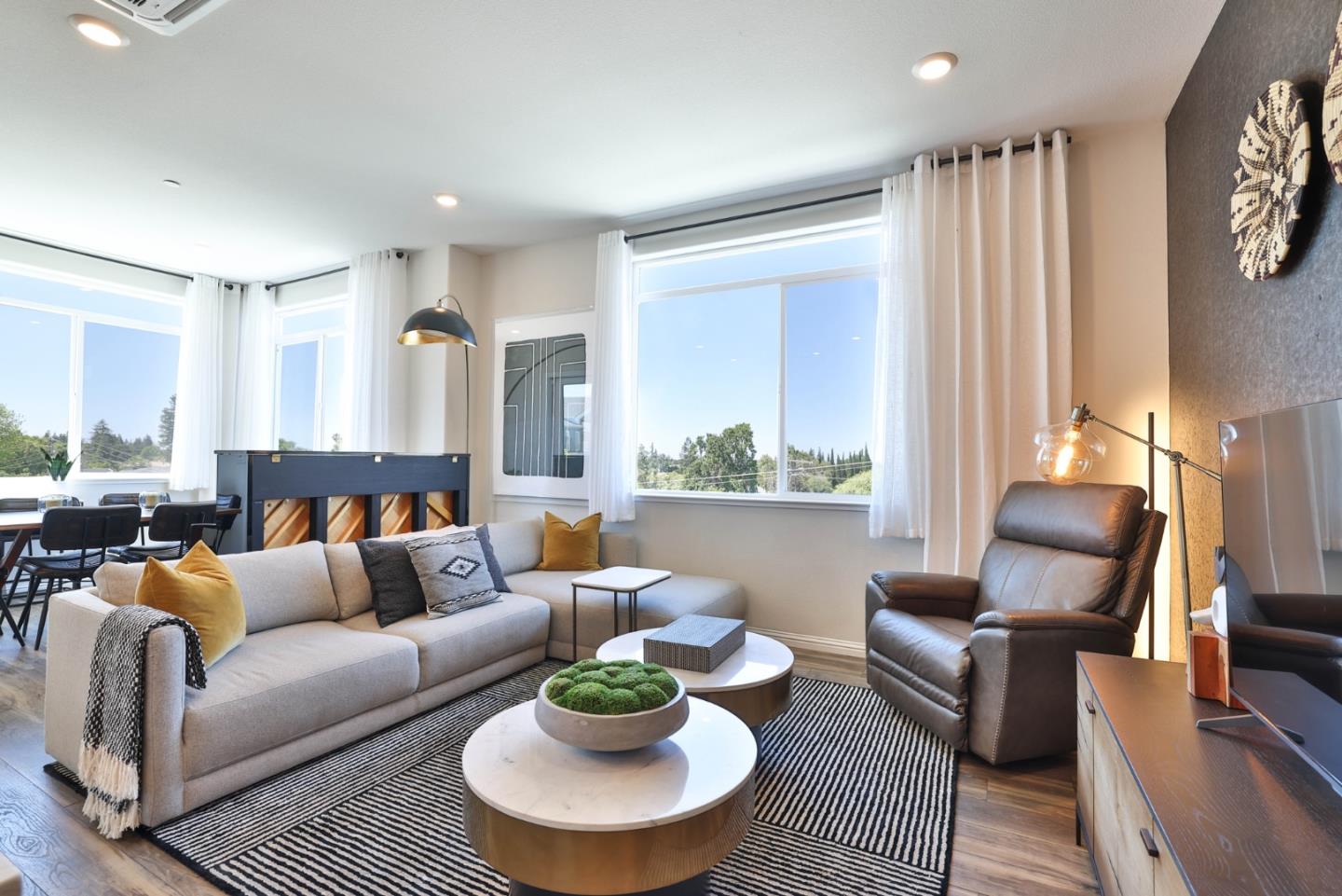 3207 Mallard Court 401