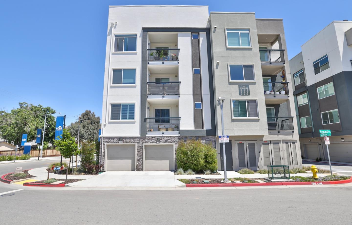 3207 Mallard Court 401