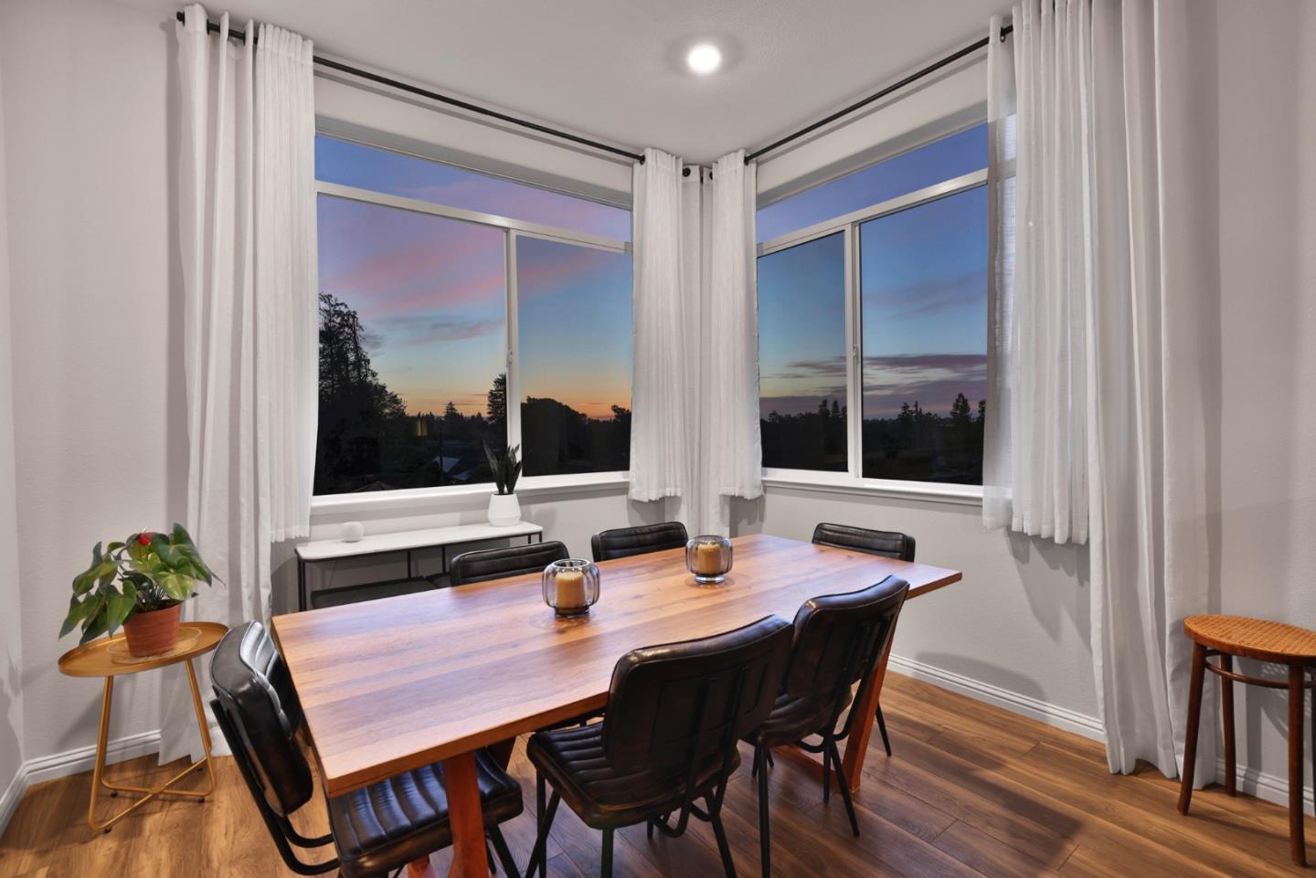 3207 Mallard Court 401