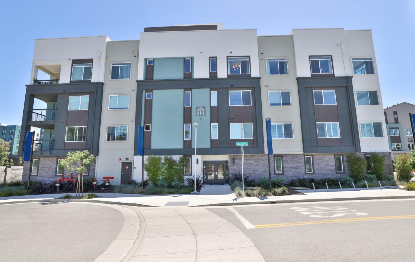 3207 Mallard Court 401